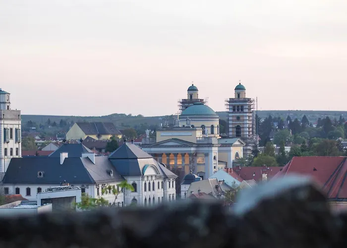 Gardonyi アパート エゲル